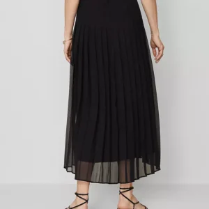 Alternative view of Pleated Chiffon Maxi Skirt with Back Zip Closure